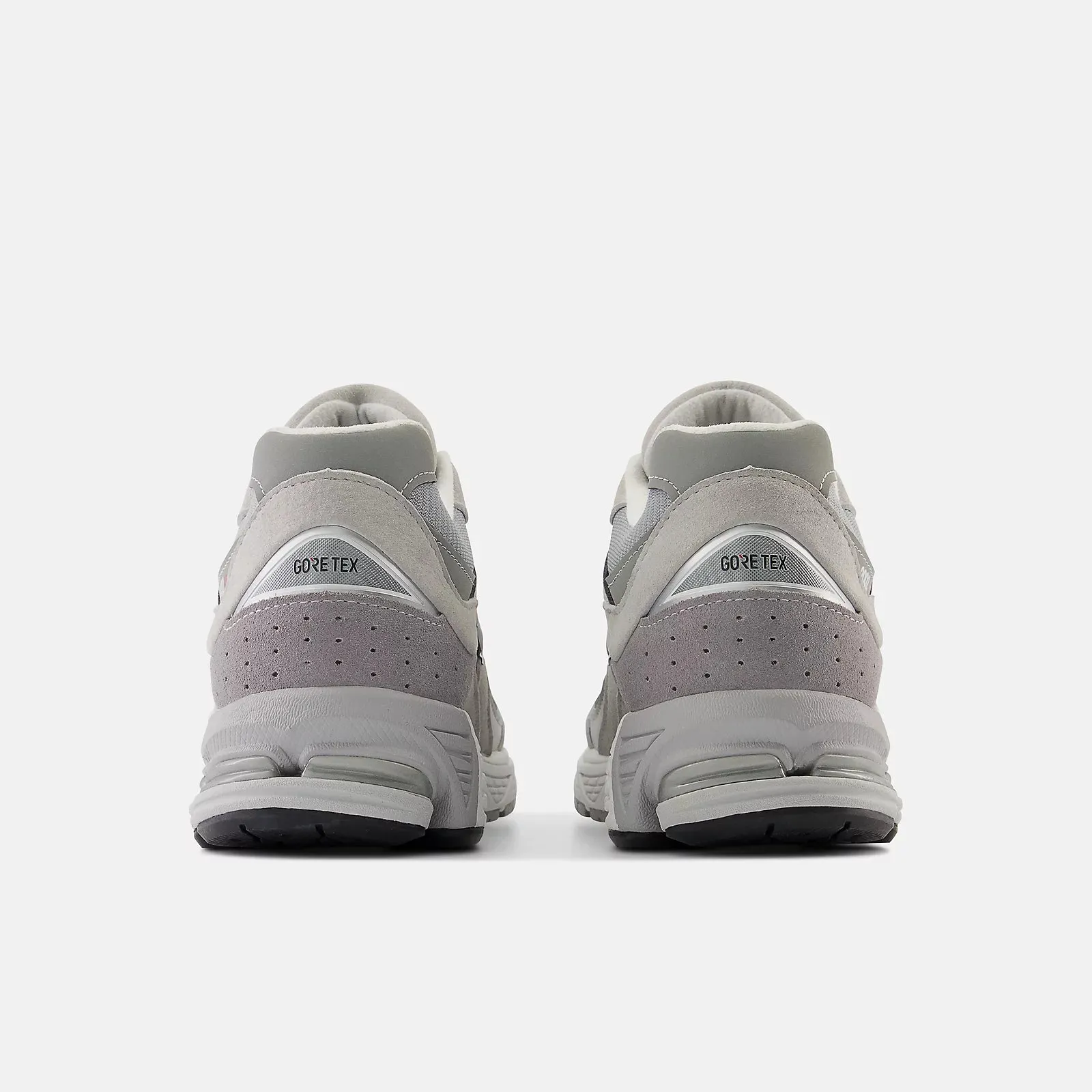 2002R trainer concrete and harbour grey | New Balance | EQVVS WOMEN