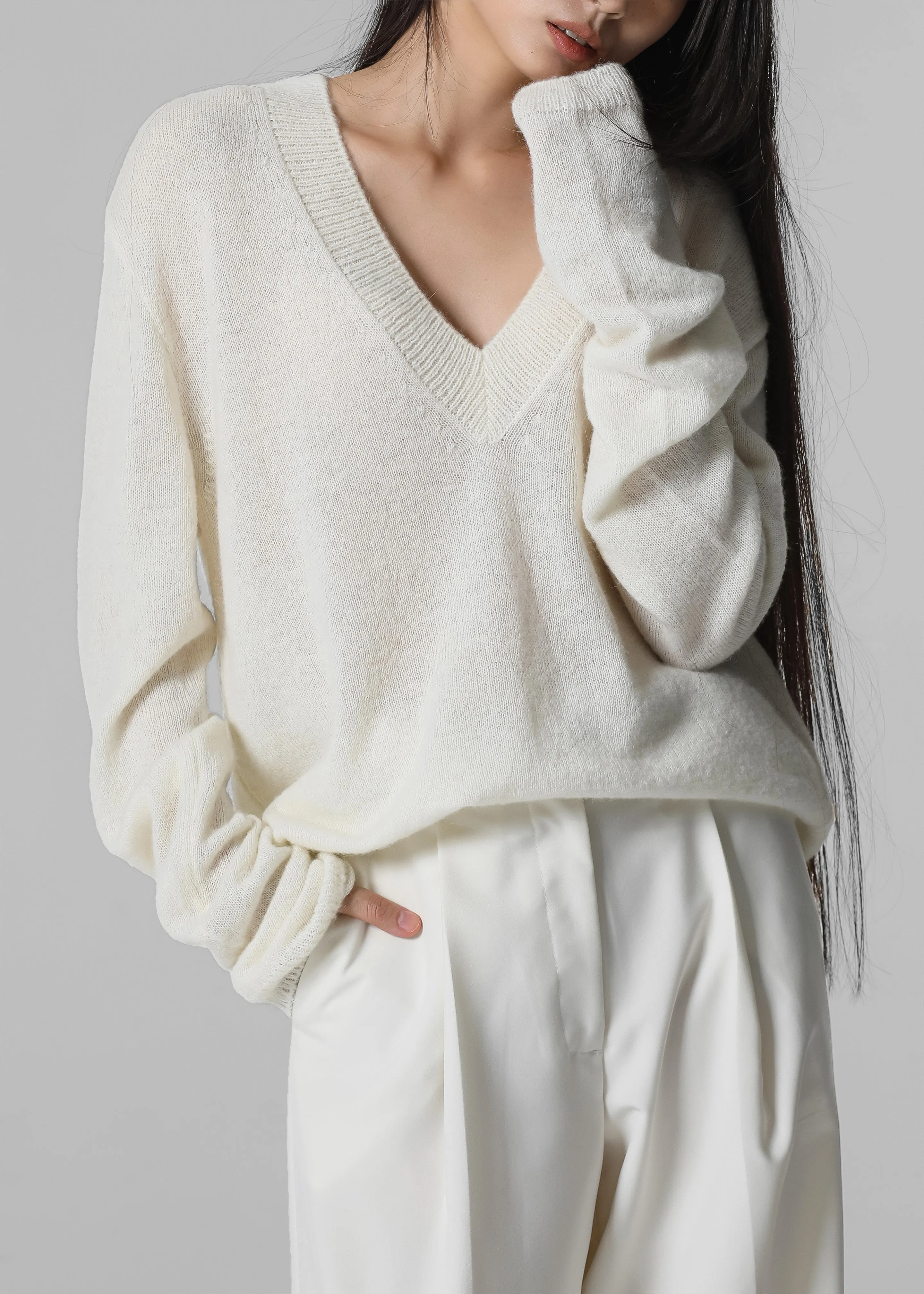 Brayden V Neck Sweater - Cream