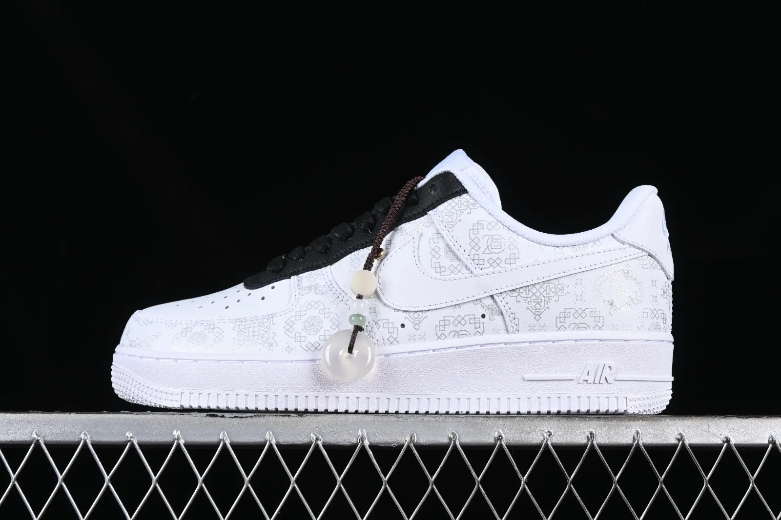 Clot x Nike Air Force 1 07 Low White Silk Black 315166-100