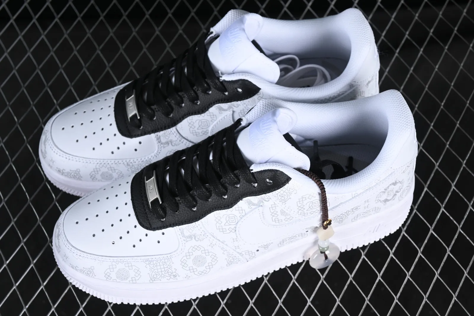 Clot x Nike Air Force 1 07 Low White Silk Black 315166-100