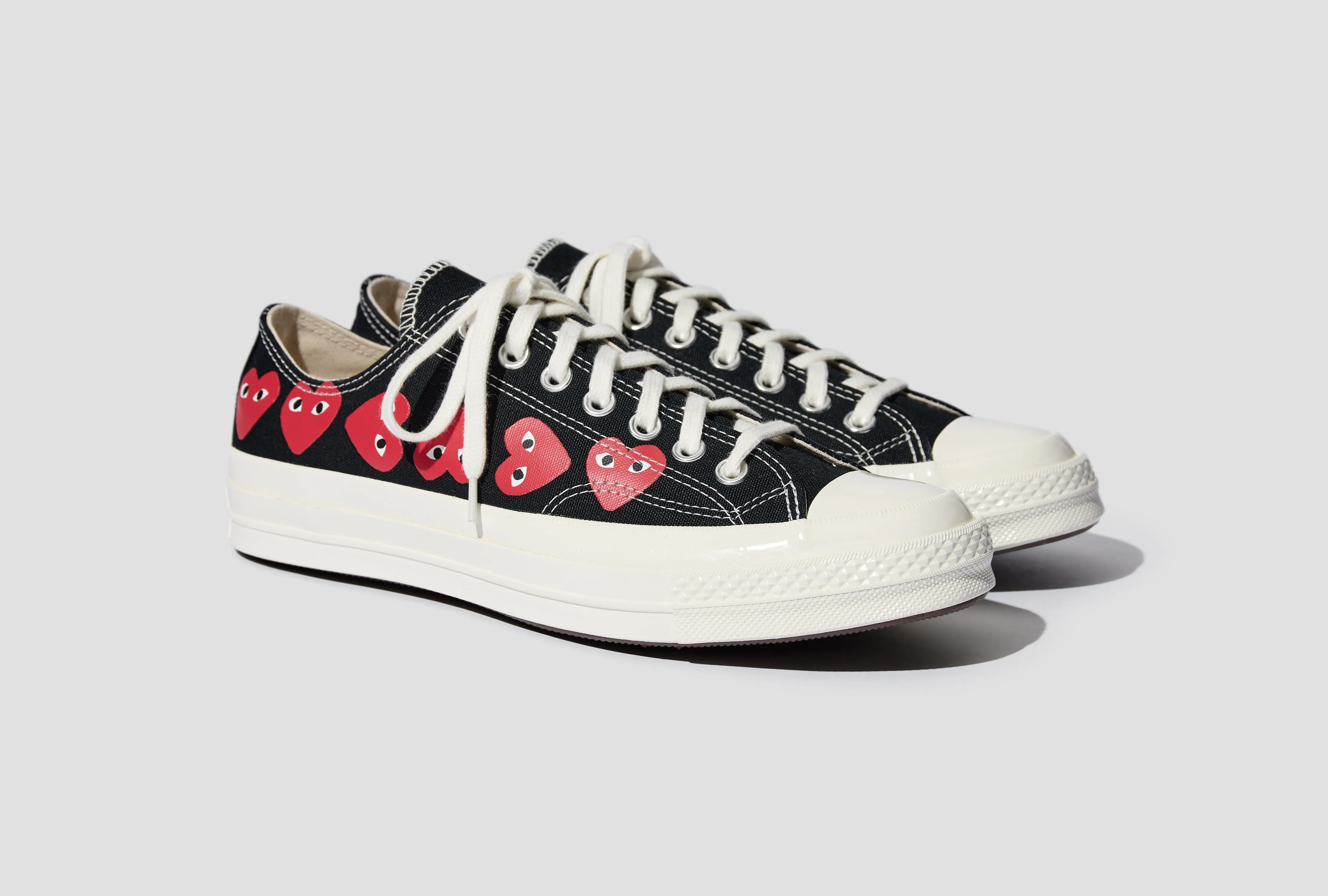 CONVERSE - MULTI RED HEART CHUCK TAYLOR ALL STAR '70 LOW P1K126 Black