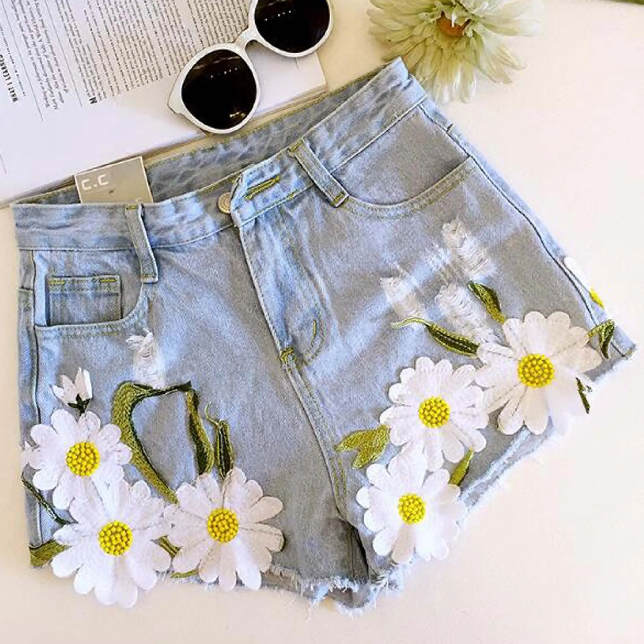 Daisy Sky Shorts