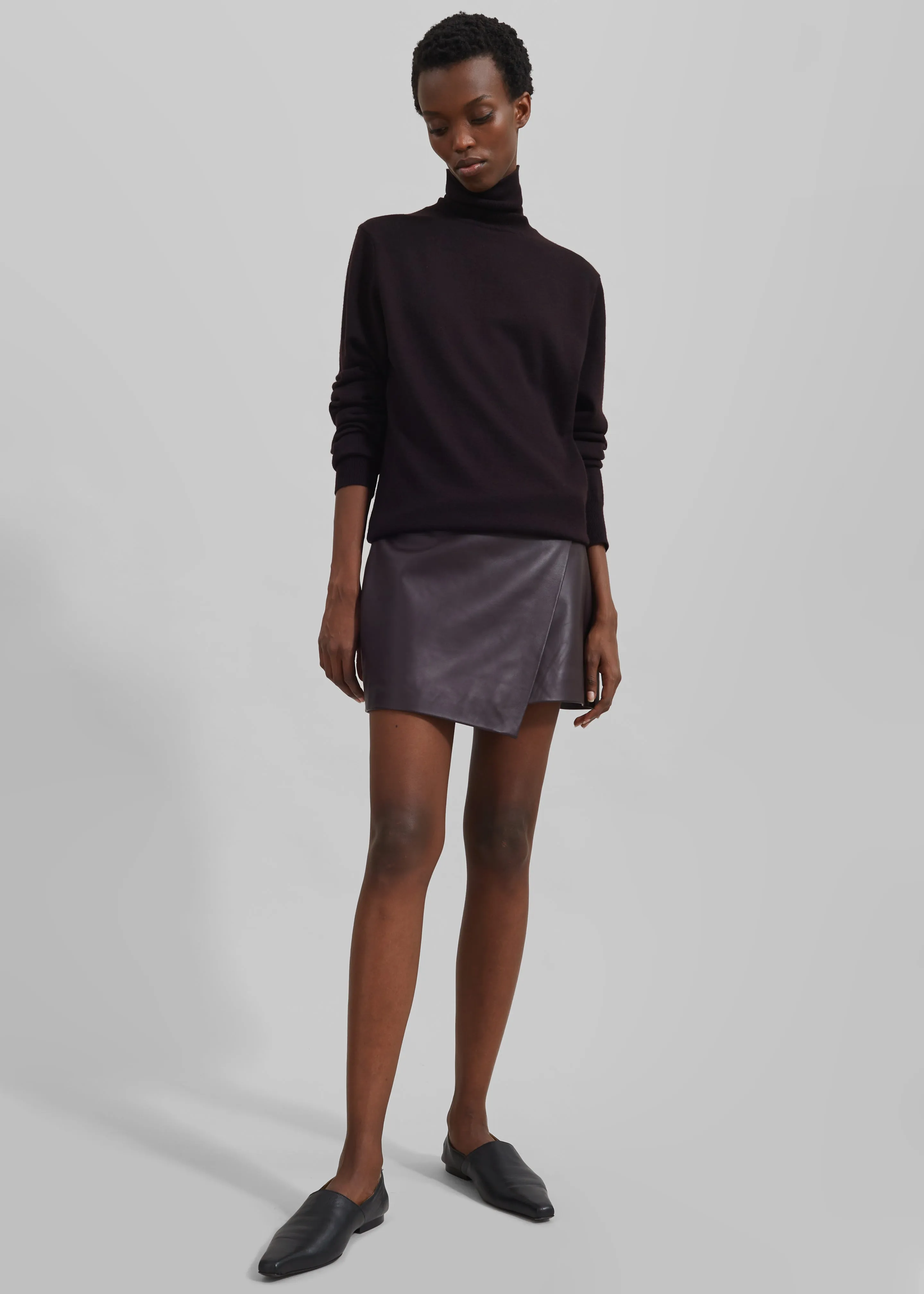 Eve Thin Turtleneck Sweater - Dark Plum