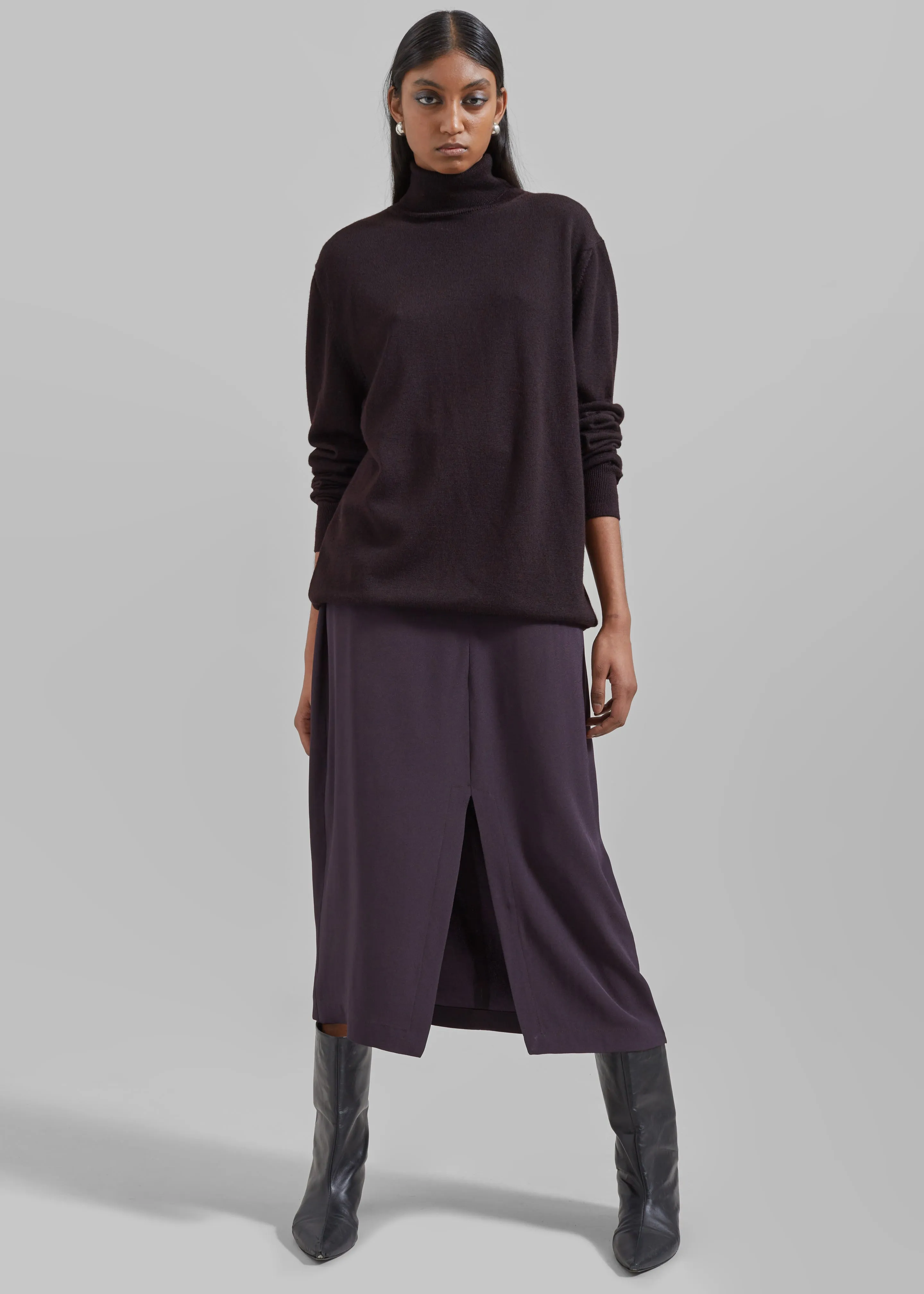 Eve Thin Turtleneck Sweater - Dark Plum