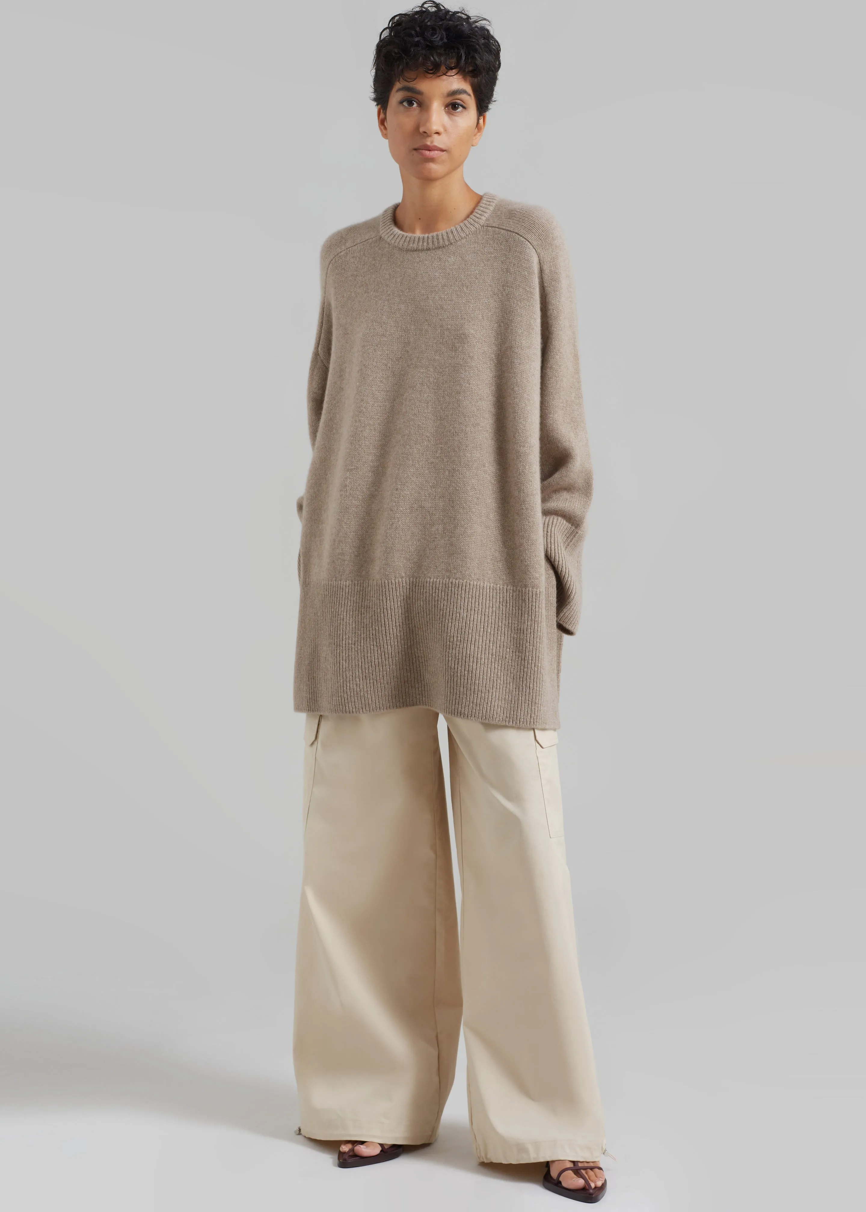 Kairon Cashmere Crewneck Sweater - Beige