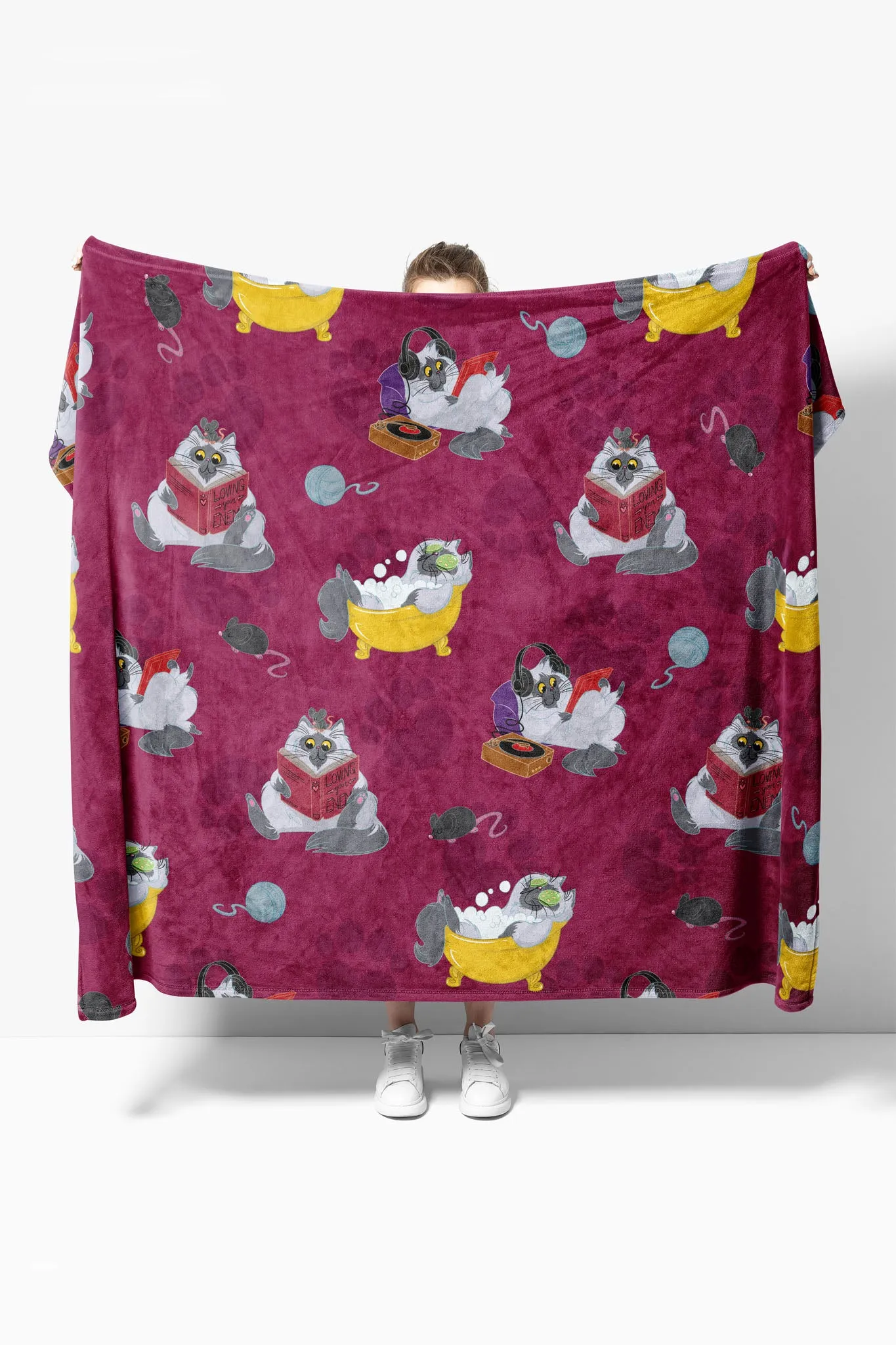 Lazy Kitty Oversized Throw/Blanket