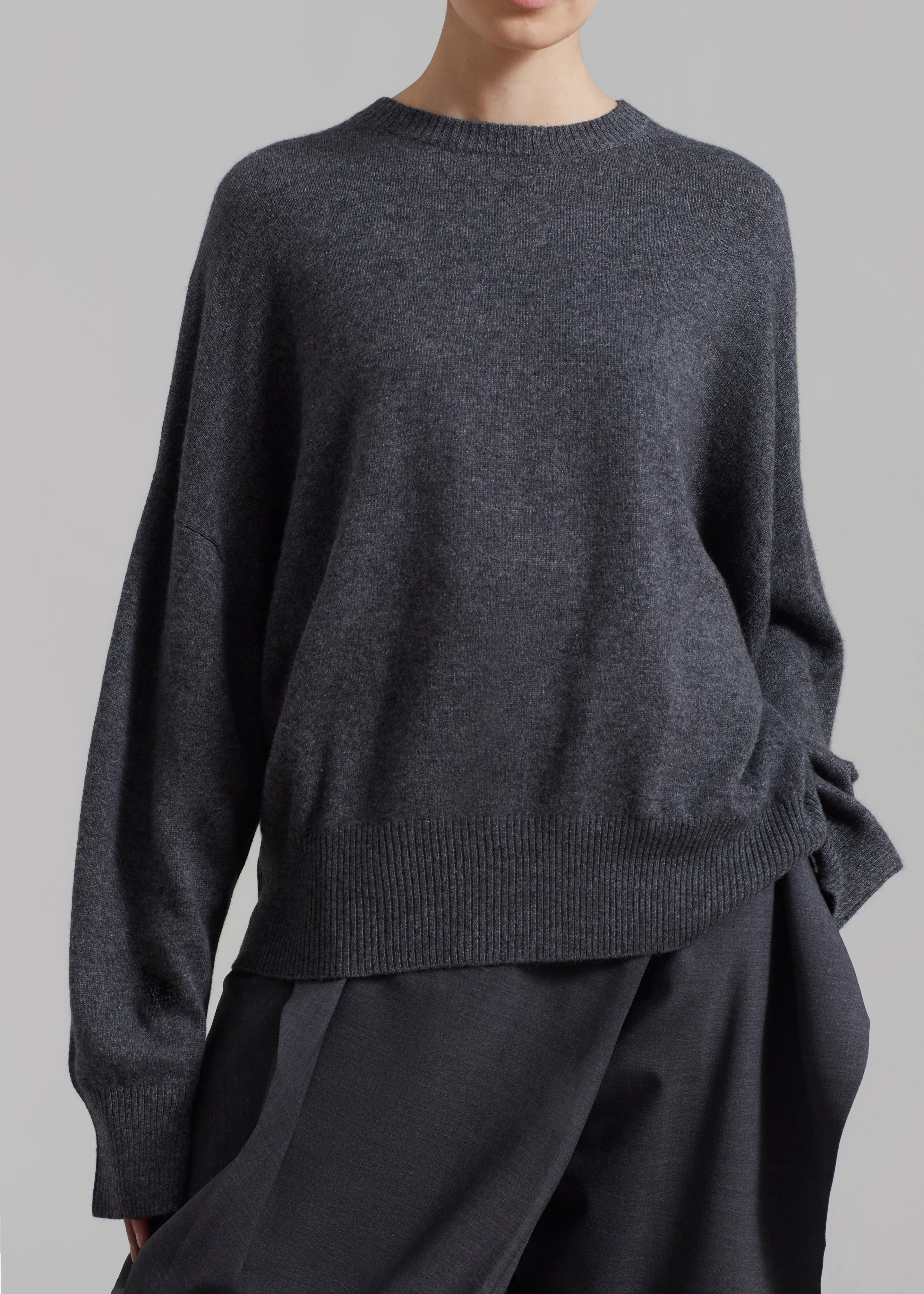 Loulou Studio Anaa Cashmere Sweater - Anthracite Melange