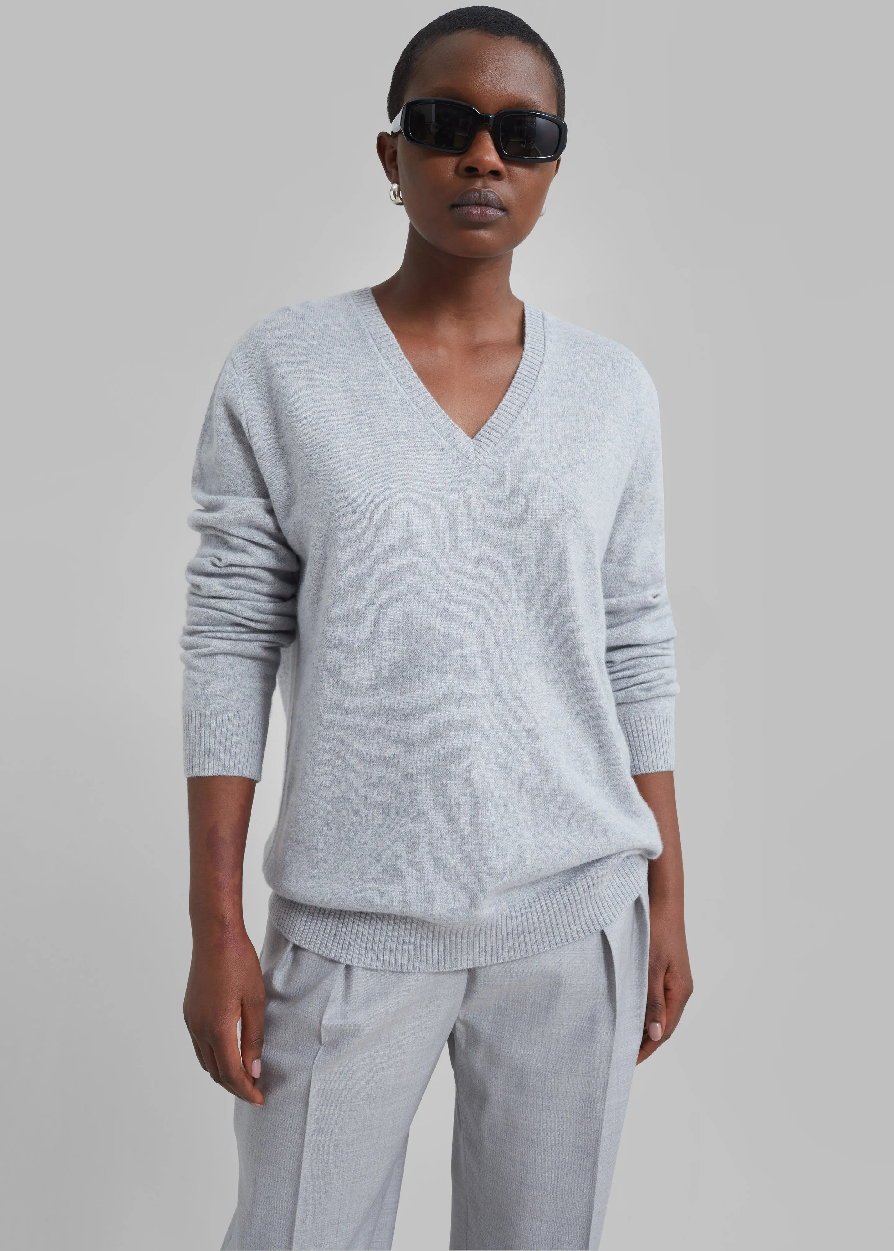 Loulou Studio Serafini V Neck Cashmere Sweater - Grey Melange