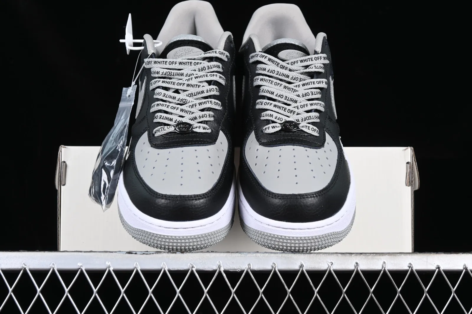 Nike Air Force 1 07 Low Black Grey White PF9055-770