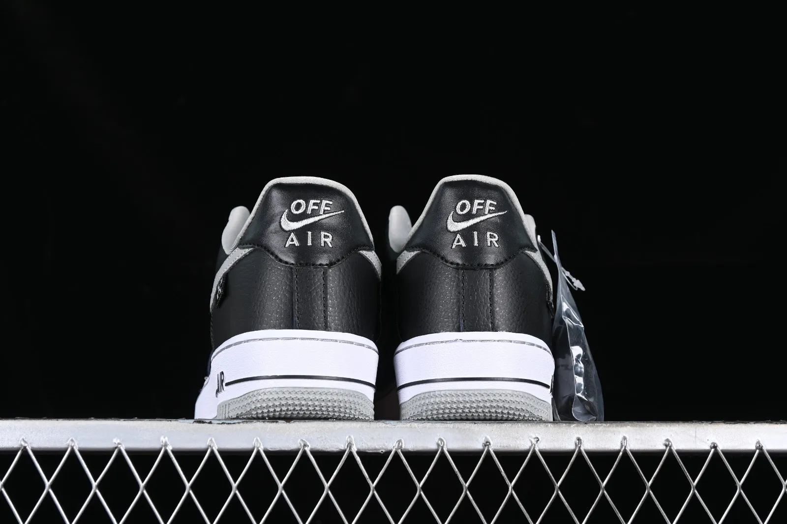 Nike Air Force 1 07 Low Black Grey White PF9055-770