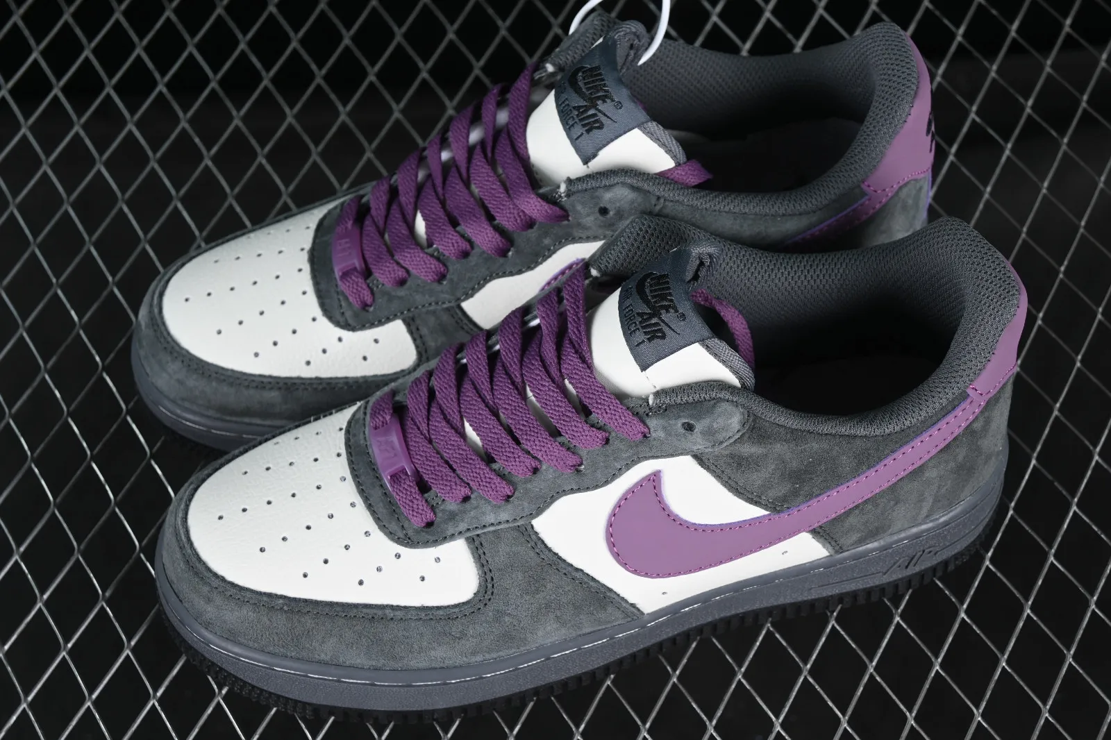 Nike Air Force 1 07 Low Grey Purple CW1188-111