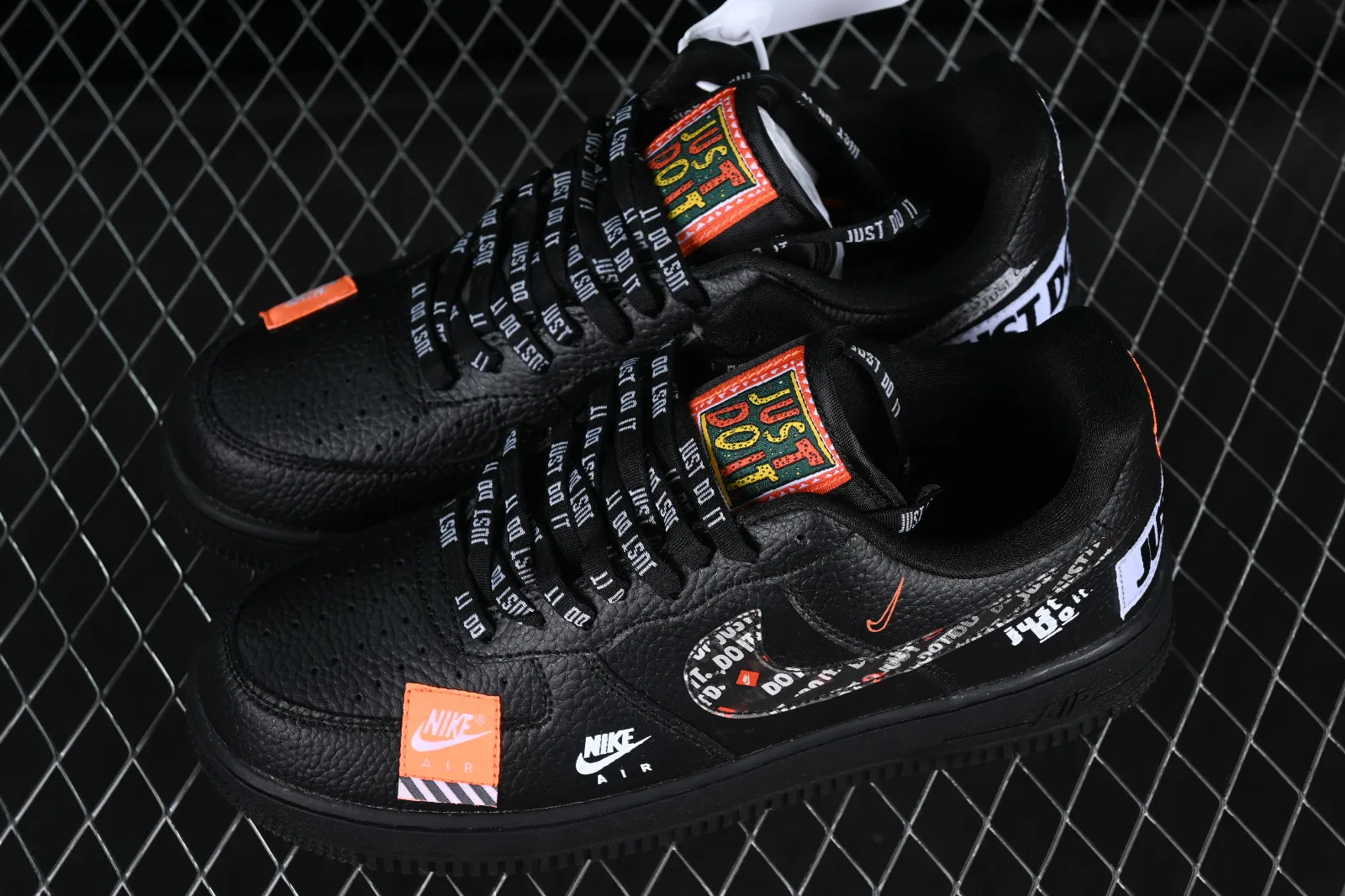 Nike Air Force 1 07 Low Just Do It Black White Orange AR7719-200