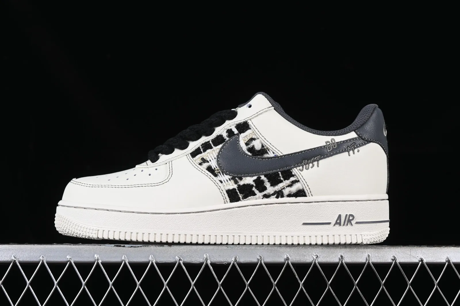 Nike Air Force 1 07 Low Just Do It Off White Black FJ7740-017