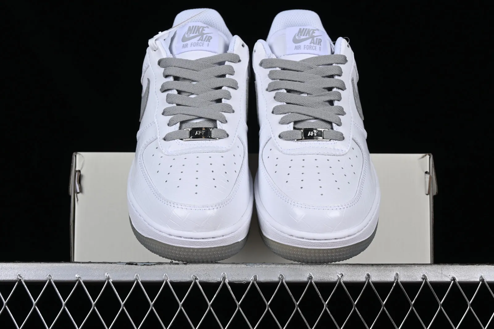 Nike Air Force 1 07 Low Ladainian Tomlinson White Grey DD0614-333