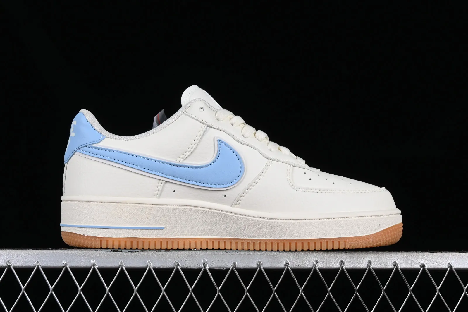 Nike Air Force 1 07 Low Off White Blue Metallic Gold WA0531-307