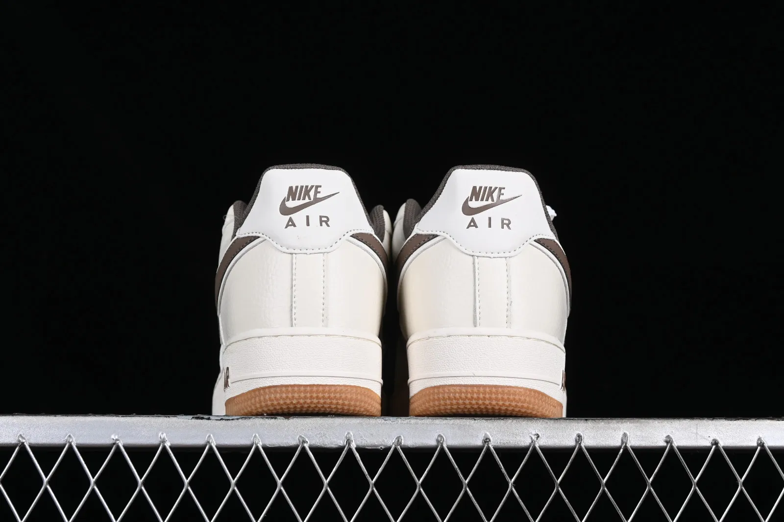 Nike Air Force 1 07 Low Off White Chocolate HD1689-106