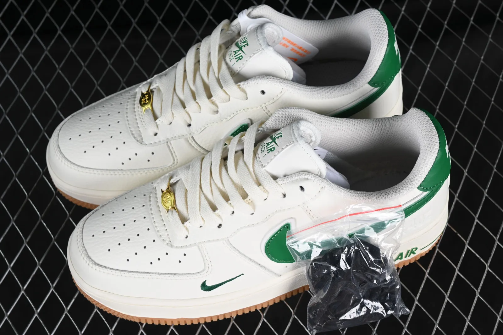 Nike Air Force 1 07 Low Off White Green Gum WA0531-306