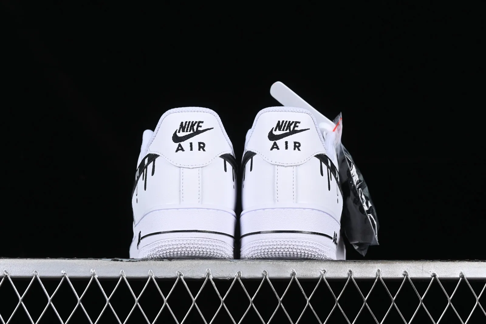 Nike Air Force 1 07 Low White Black CW2288-006