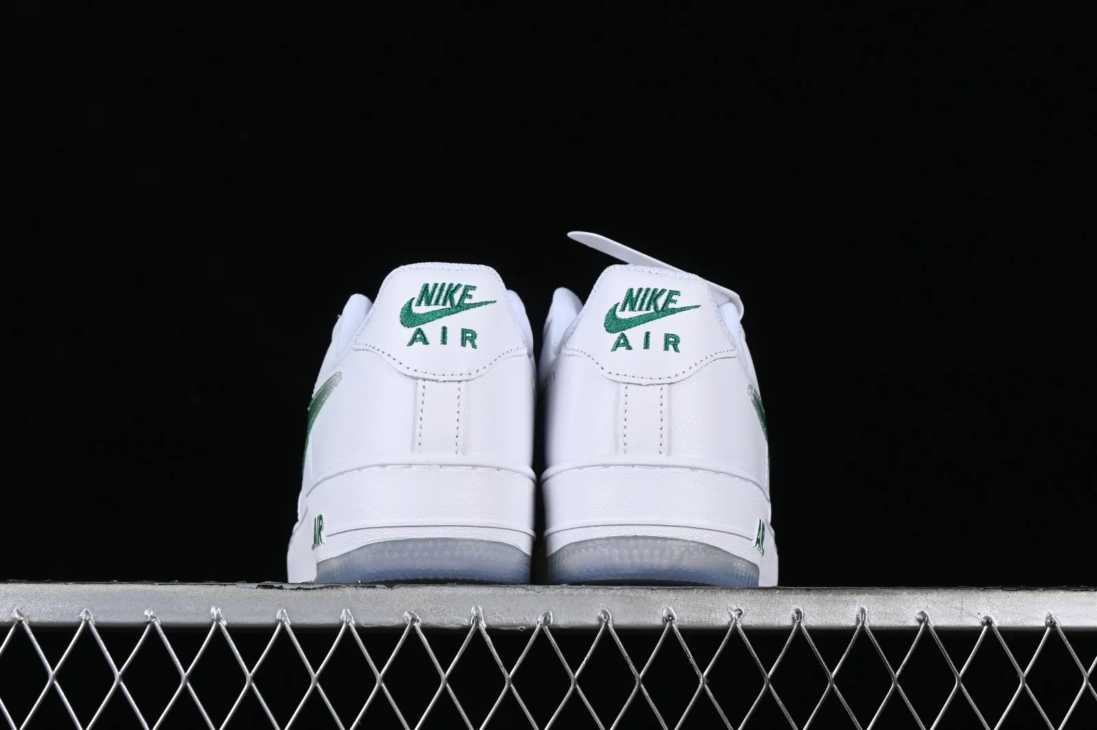 Nike Air Force 1 07 Low White Green CO3363-369