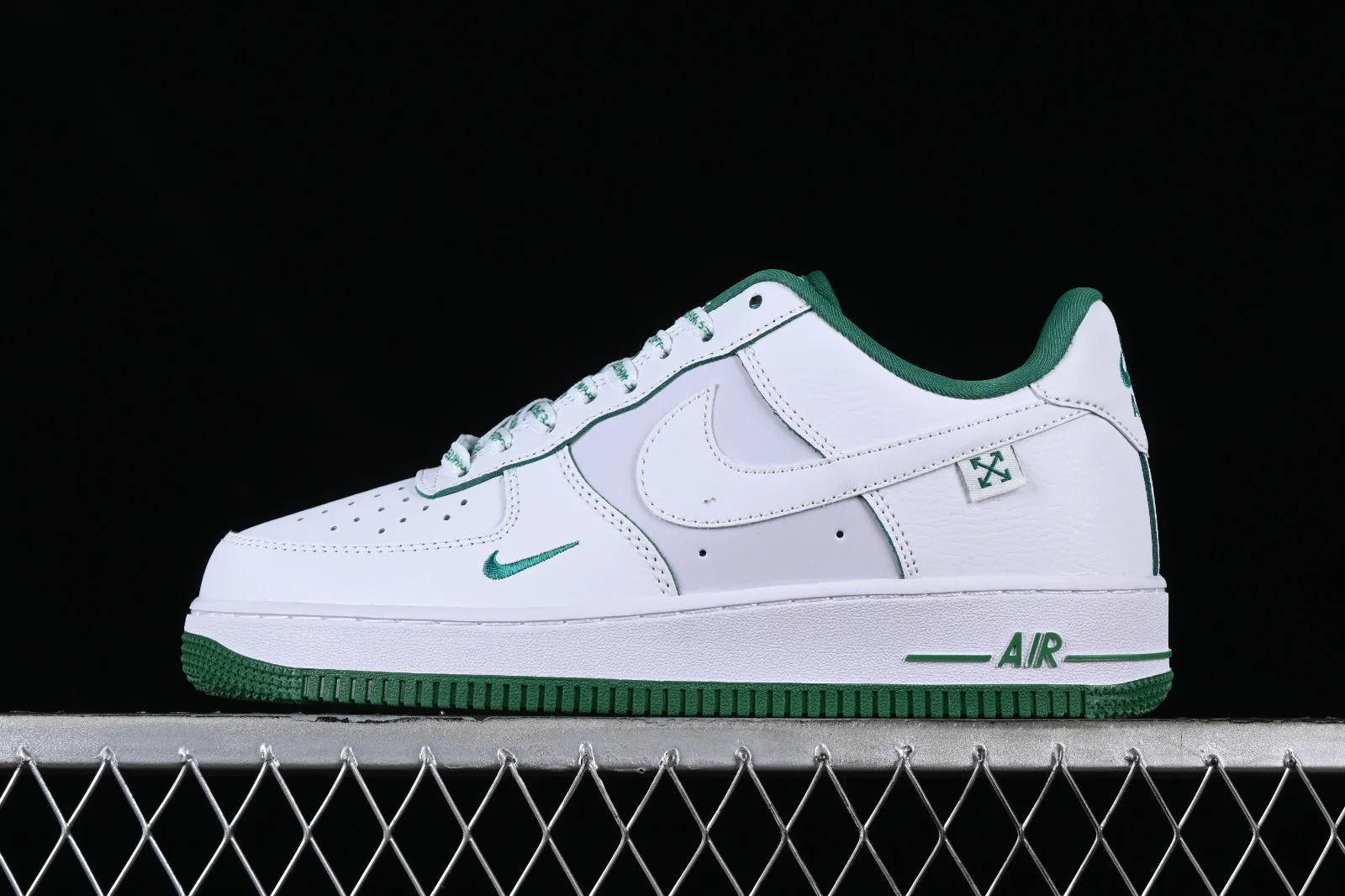 Nike Air Force 1 07 Low White Green PF9055-771