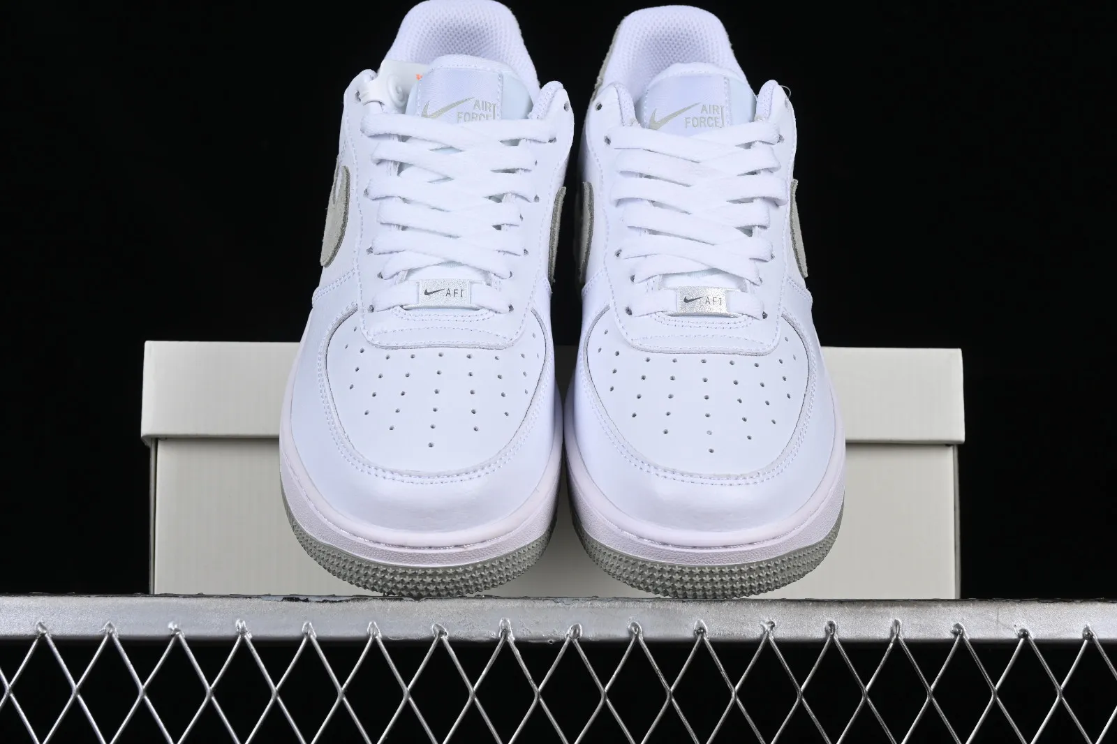 Nike Air Force 1 07 Low White Grey Green CN2873-105