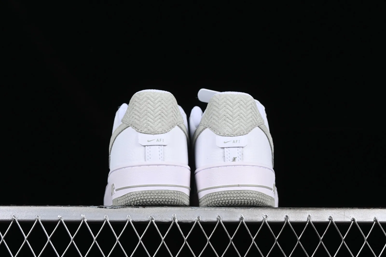 Nike Air Force 1 07 Low White Grey Green CN2873-105