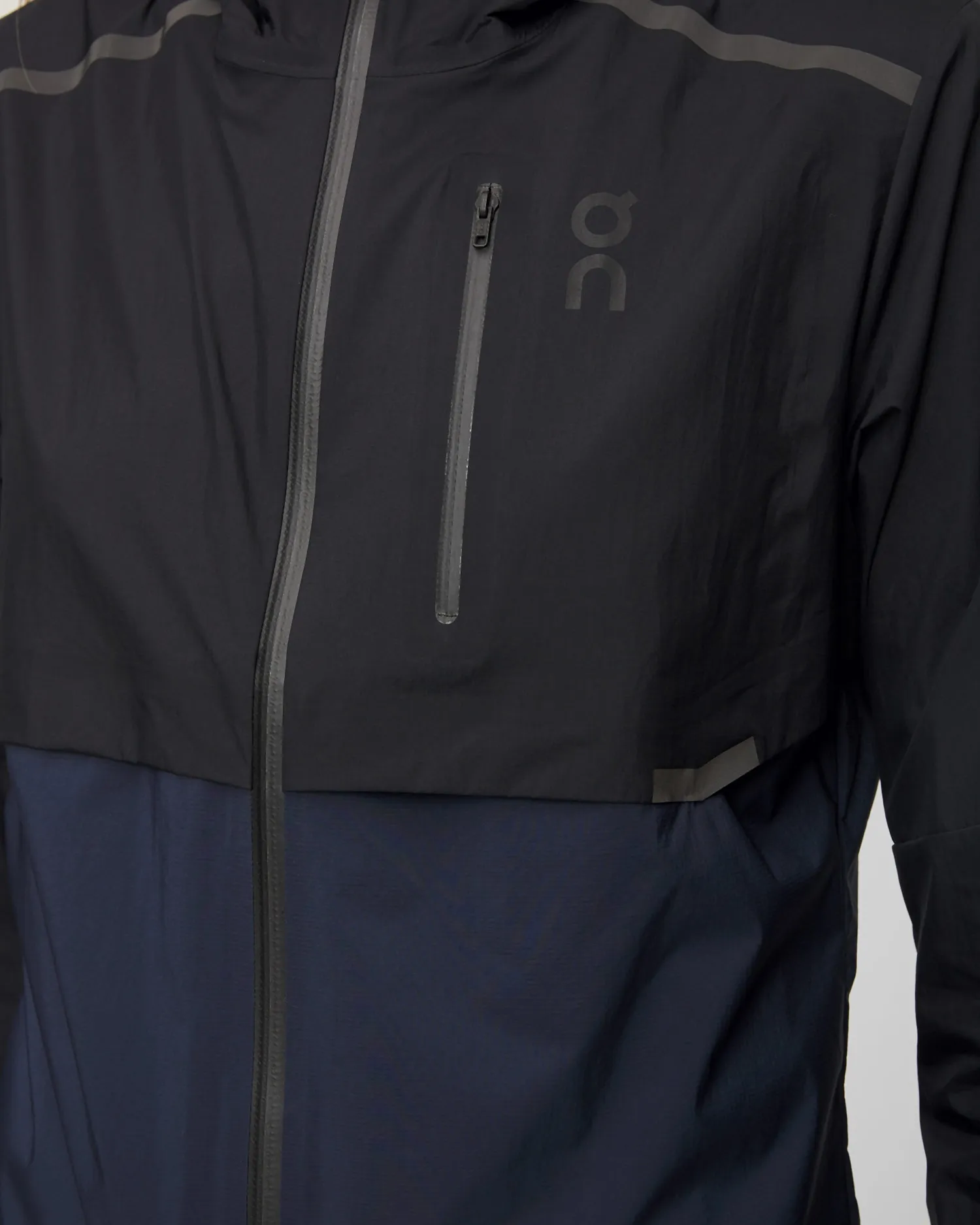 ON RUNNING Weather-Jacket 20400248-black-navy